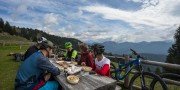 VIKEND TRŽIŠKIH POTI – Rekreativno gorsko-kolesarsko druženje v Tržiču